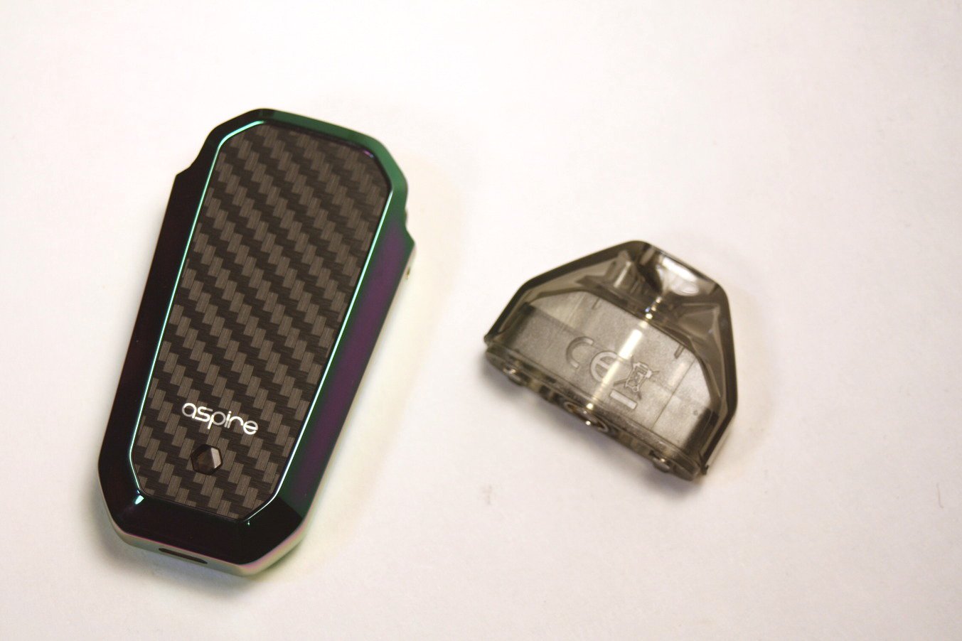 Aspire AVP - pod mod and cartridge showing on off button