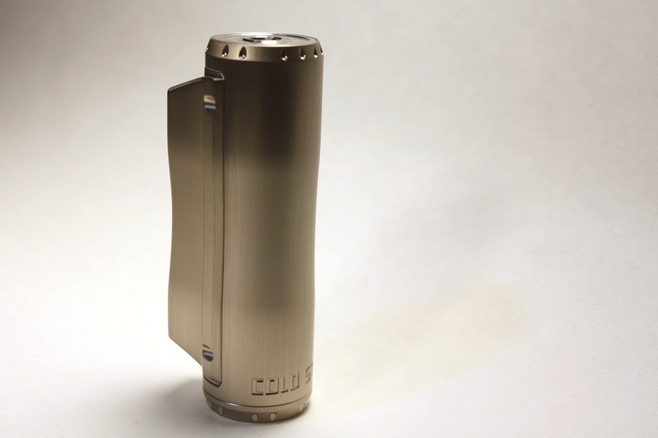 ehpro cold steel 100 mod with a modified shape in the center of body for easy grip