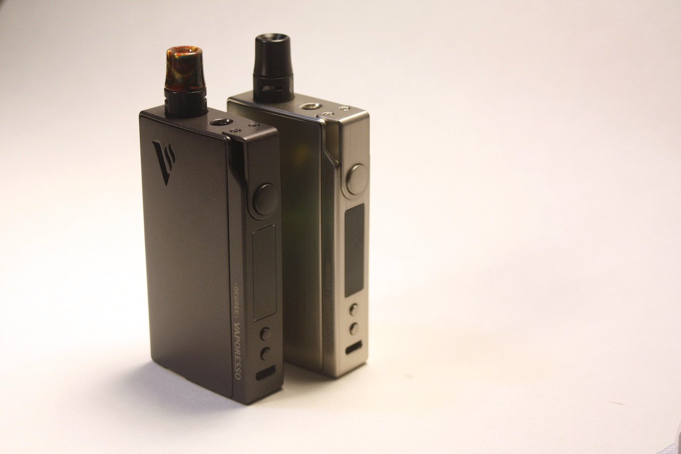 two versions of the Vaporesso Degree vape pod system