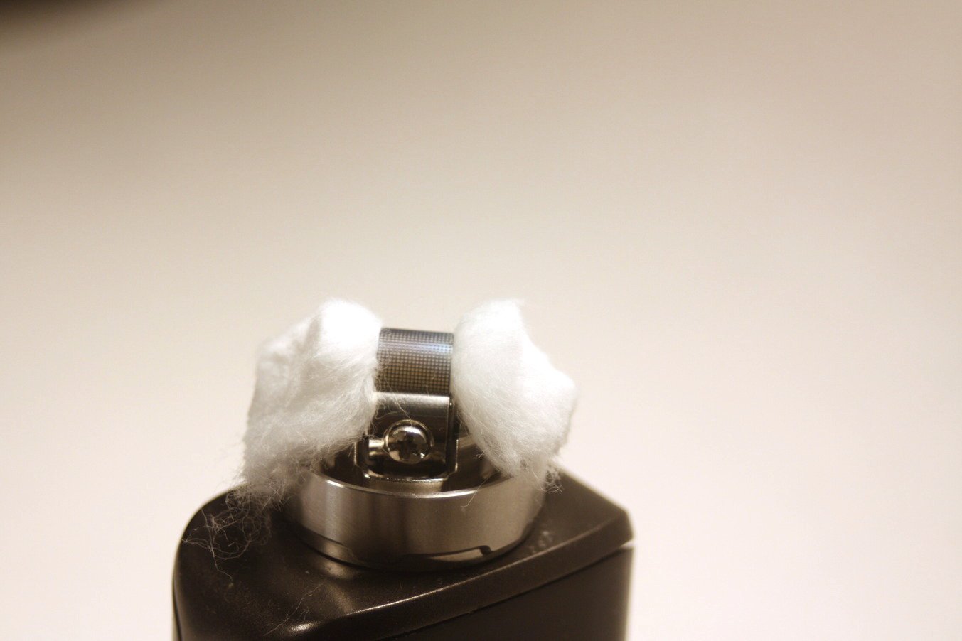 Wotofo Profile Mesh RTA (Flavor) - angle cut cotton for good wicking
